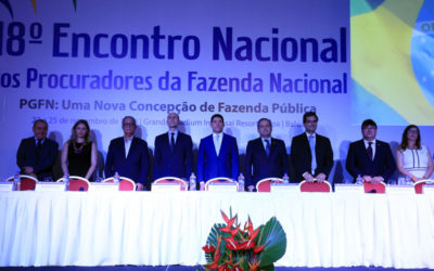 MEMBROS DO FORVM COMPARECEM A ABERTURA DO 18º ENCONTRO DO SINPROFAZ