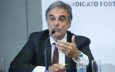 FORVM CONTRATA JOSÉ EDUARDO CARDOZO PARA DEFESA DE PRERROGATIVAS