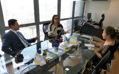 FORVM DISCUTE MANUTENÇÃO DAS ESPECIFICIDADES E PRERROGATIVAS DAS CARREIRAS