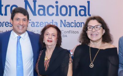 DIRETORIA DO FORVM NACIONAL DA ADVOCACIA PÚBLICA FEDERAL PRESTIGIA O 20º ENCONTRO DO SINPROFAZ