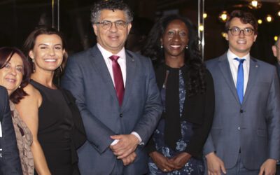 FORVM REALIZA JANTAR PARA PARLAMENTARES