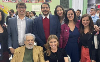 FORVM MARCA PRESENÇA NO JANTAR EM HOMENAGEM AO PROFESSOR CELSO ANTÔNIO BANDEIRA DE MELLO E AO MINISTRO JORGE MESSIAS, DA AGU