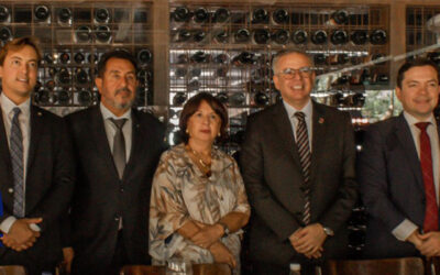 FORVM NACIONAL DA ADVOCACIA PÚBLICA FEDERAL PARTICIPA DE ALMOÇO COM LIDERANÇAS DA OAB-DF